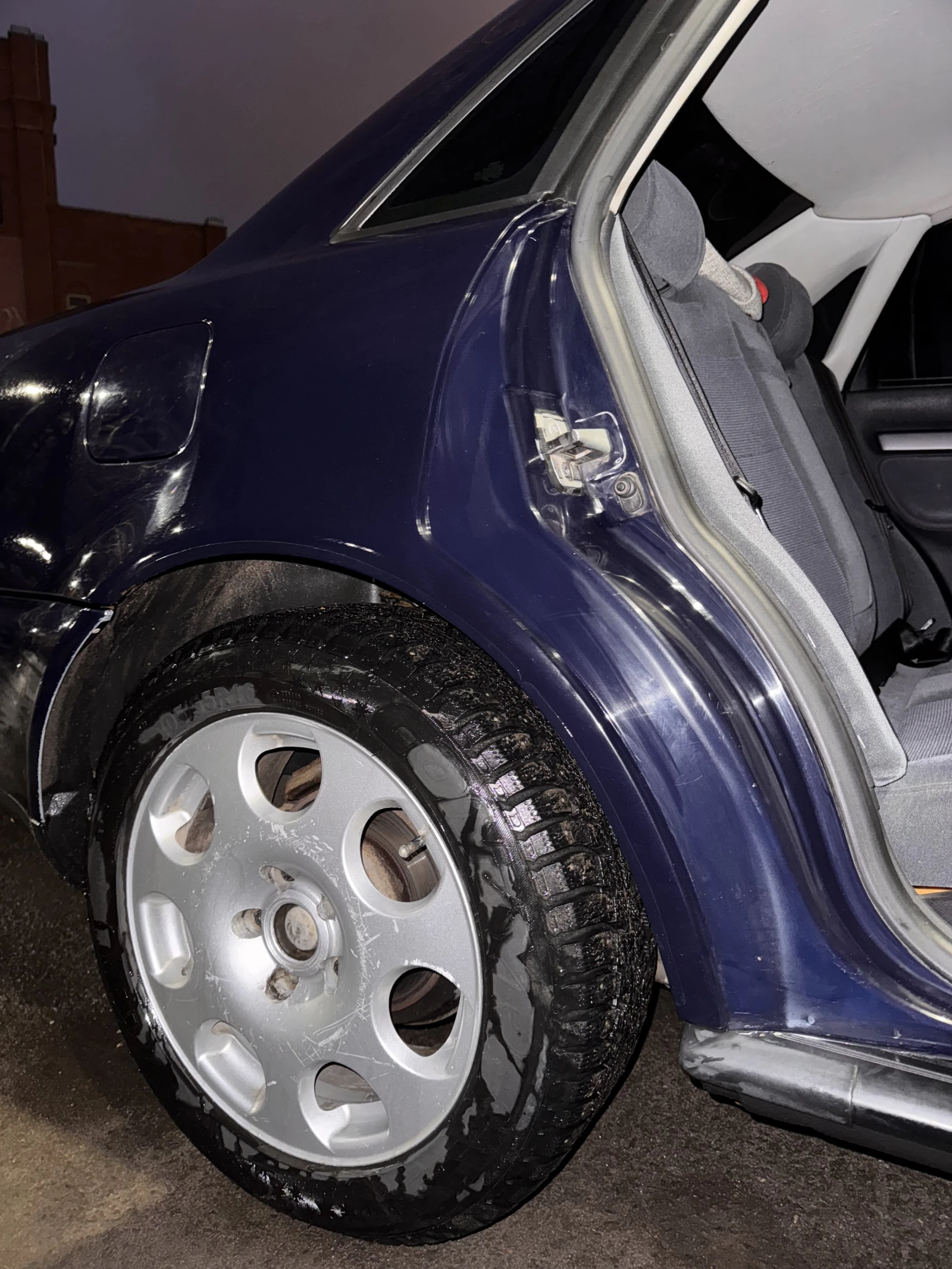 Audi A4, 1996г, передний привод, механика