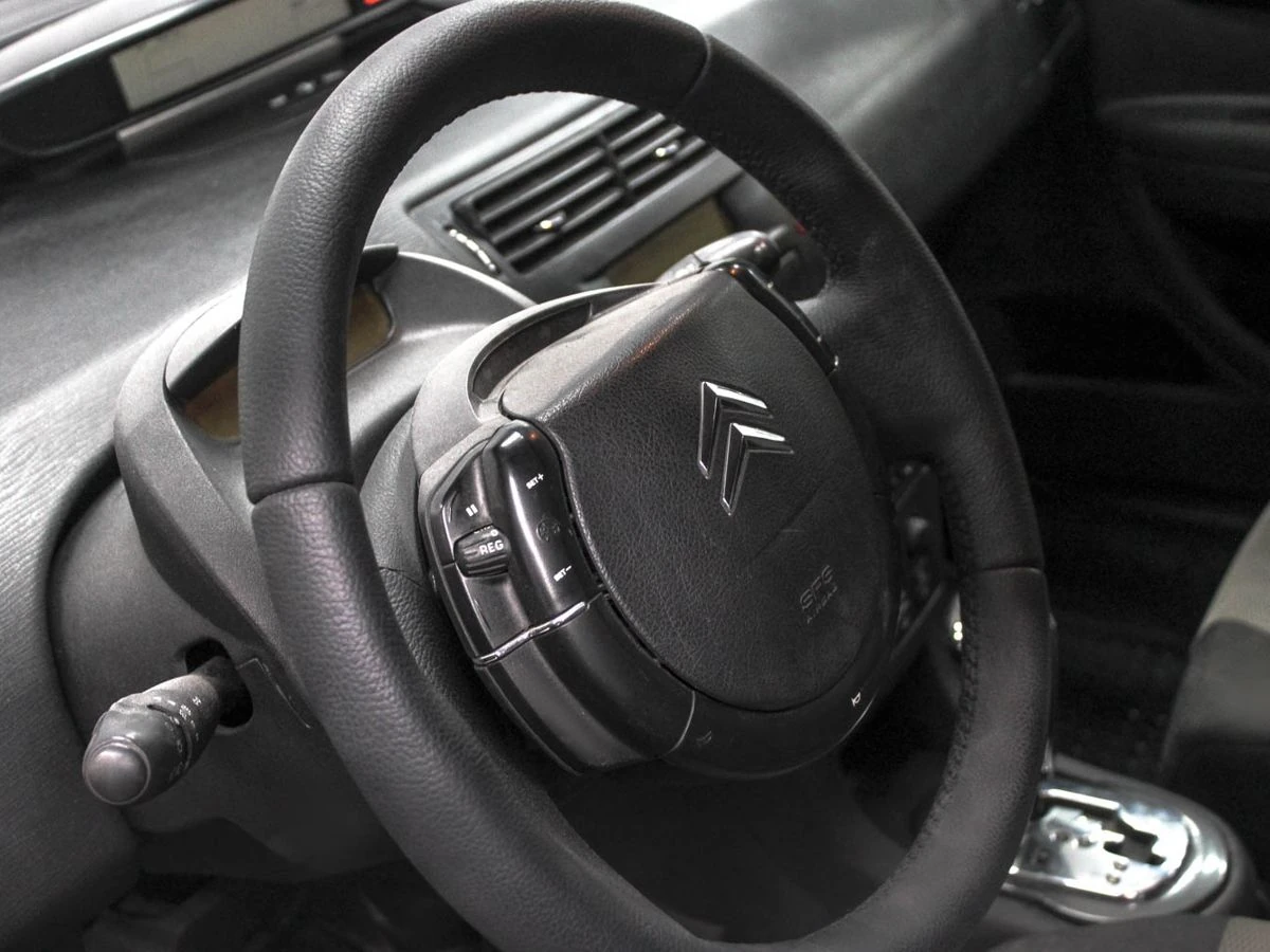 Citroen C4, 2007г, передний привод, автомат