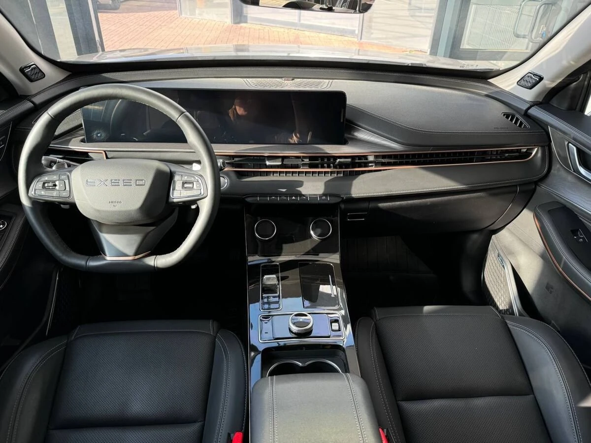 EXEED , 2022г., полный привод, робот