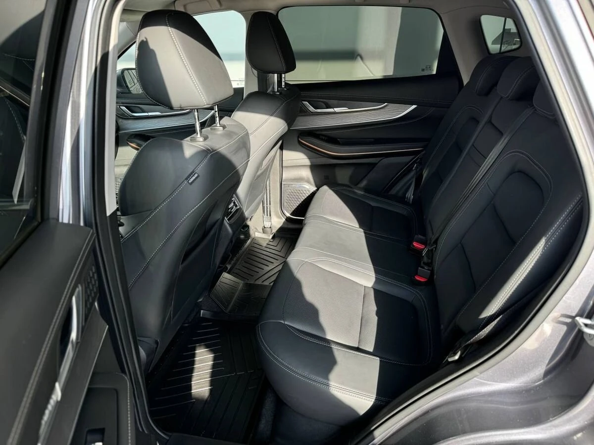 EXEED , 2022г., полный привод, робот