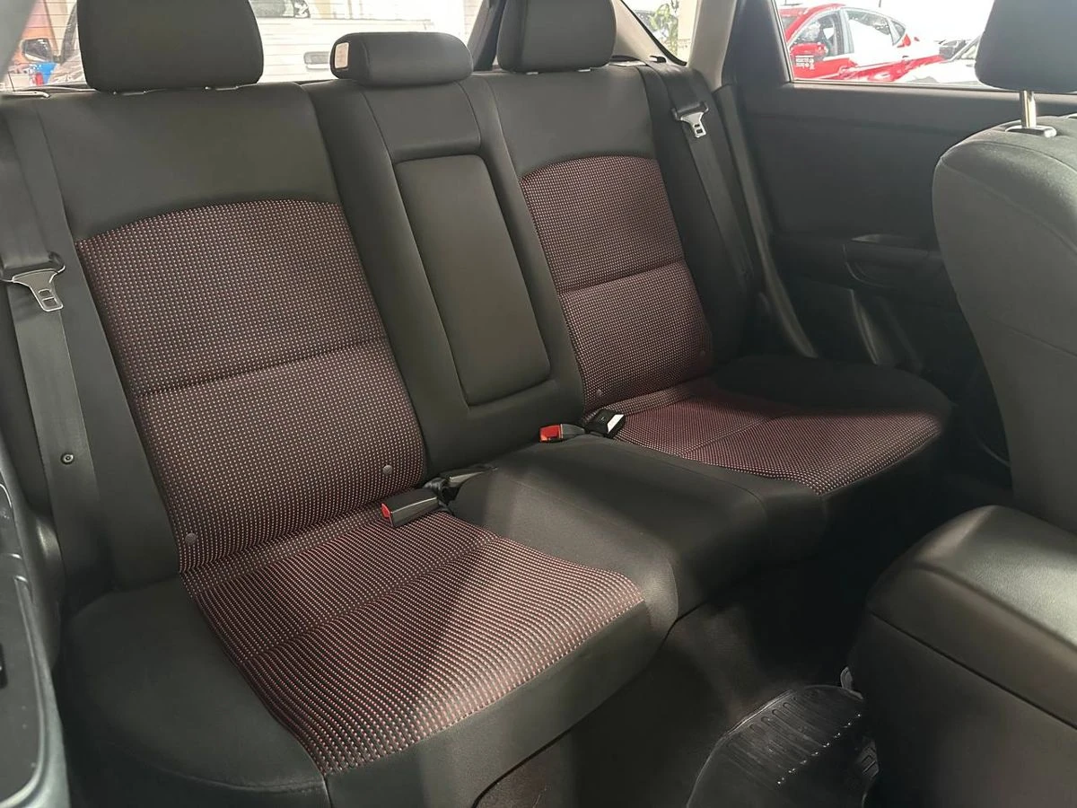 Mazda 3, 2006г, передний привод, механика