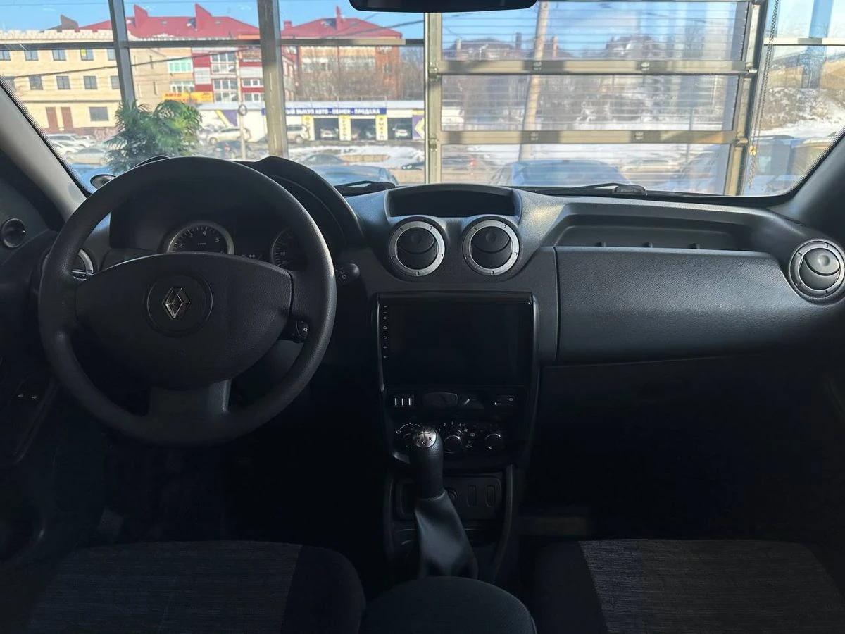 Renault Duster, 2012г, передний привод, механика
