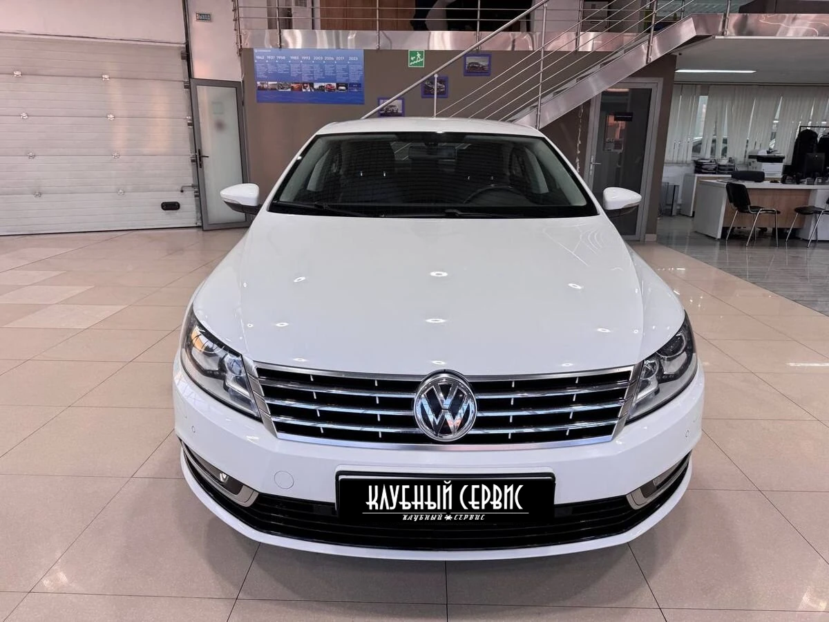 Volkswagen Passat CC, 2012г, передний привод, робот