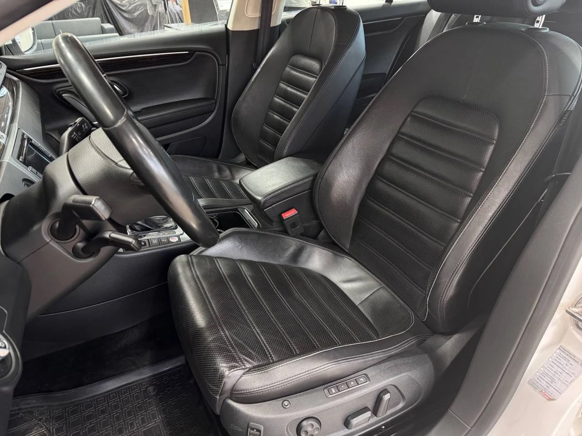 Volkswagen Passat CC, 2012г, передний привод, робот