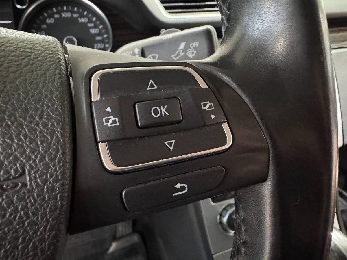 Volkswagen Passat CC, 2012г, передний привод, робот