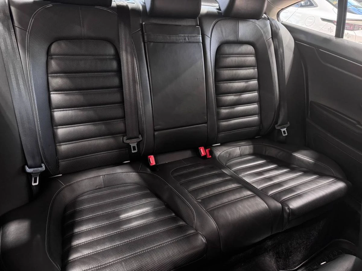 Volkswagen Passat CC, 2012г, передний привод, робот