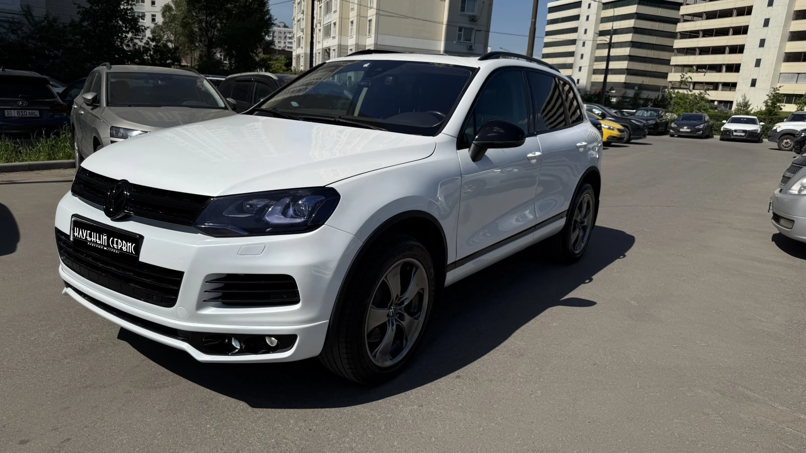 Volkswagen Touareg, 2011г, полный привод, автомат