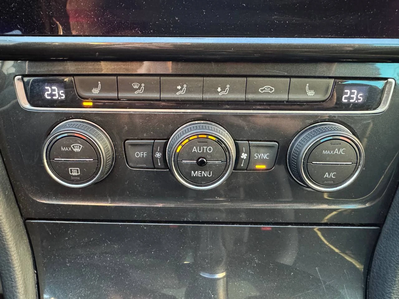 Volkswagen Golf, 2019г, передний привод, механика