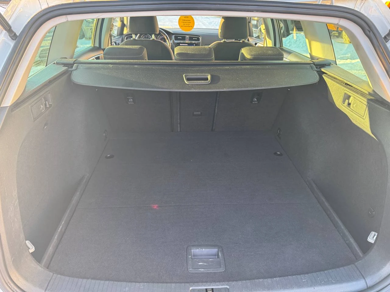 Volkswagen Golf, 2019г, передний привод, механика