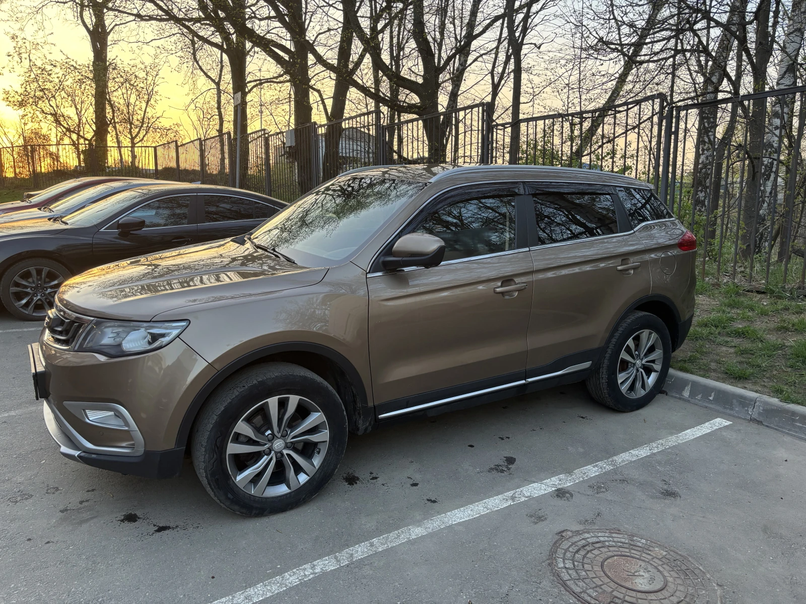 Geely Atlas, 2021г., передний привод, автомат