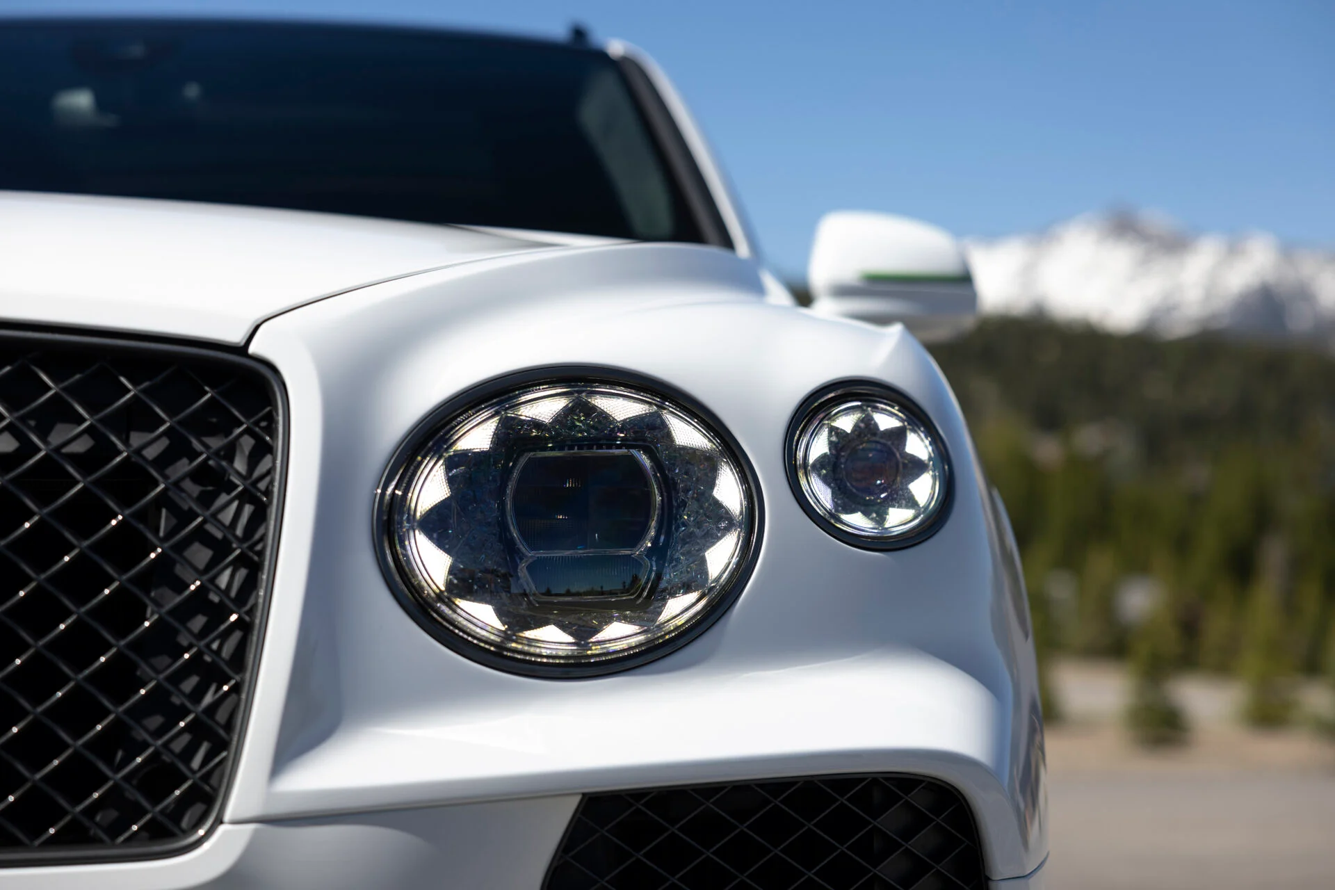 Bentley Bentayga Speed 2025 - когда внедорожник может дрифтить!