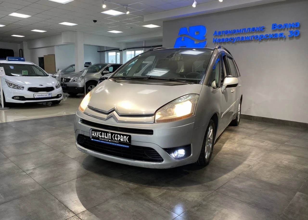 Citroen C4 Picasso, 2007г, передний привод, робот