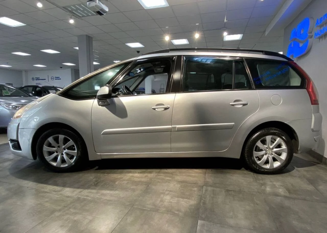 Citroen C4 Picasso, 2007г, передний привод, робот
