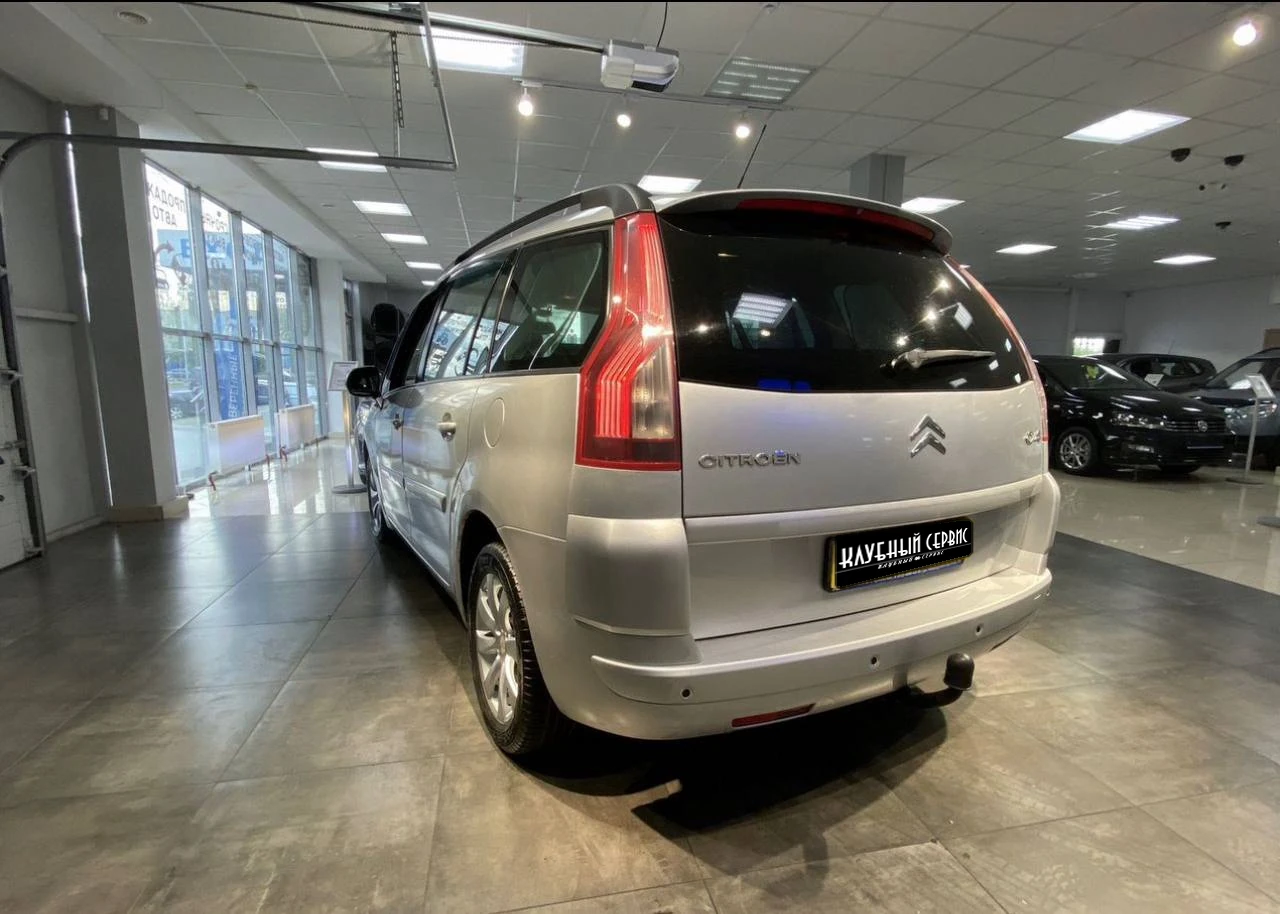 Citroen C4 Picasso, 2007г, передний привод, робот