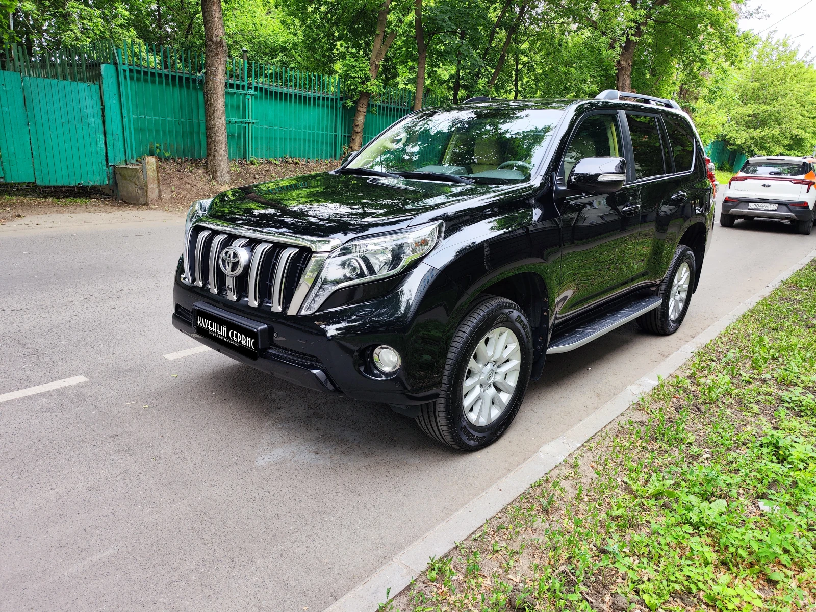 Toyota Land Cruiser Prado, 2014г., полный привод, механика