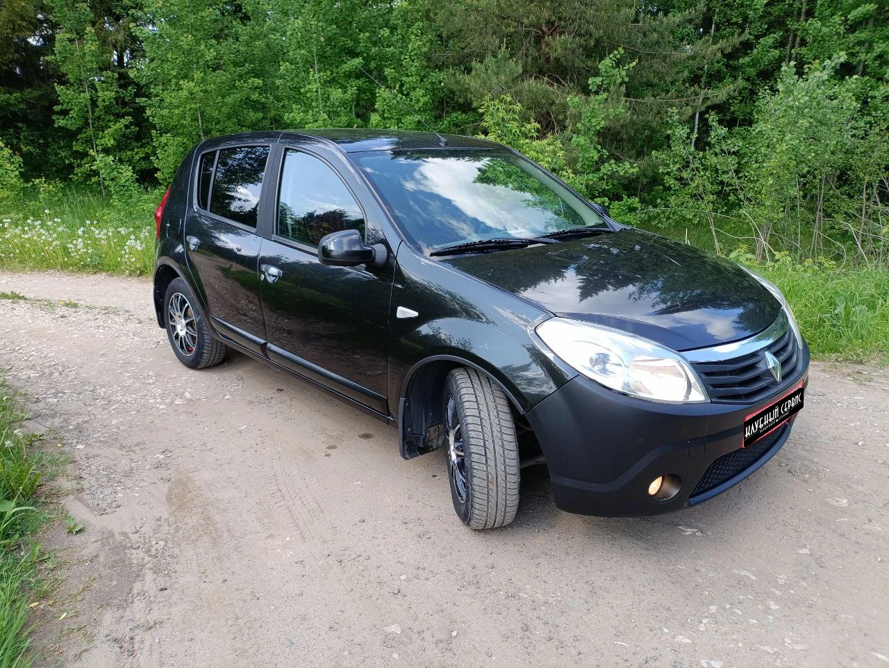 Renault Logan, 2011г, передний привод, автомат