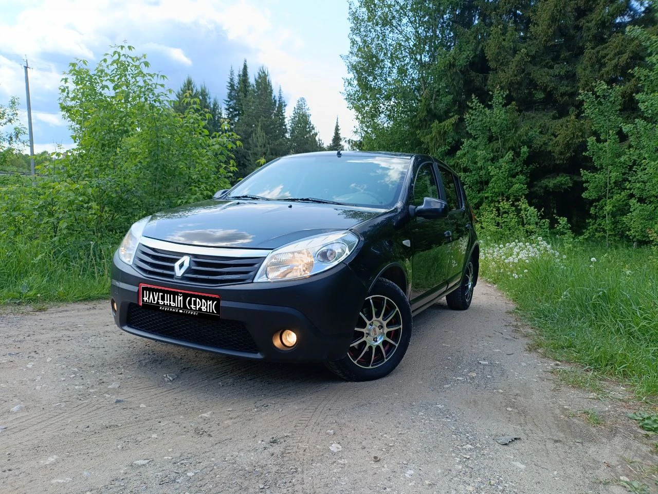 Renault Logan, 2011г, передний привод, автомат