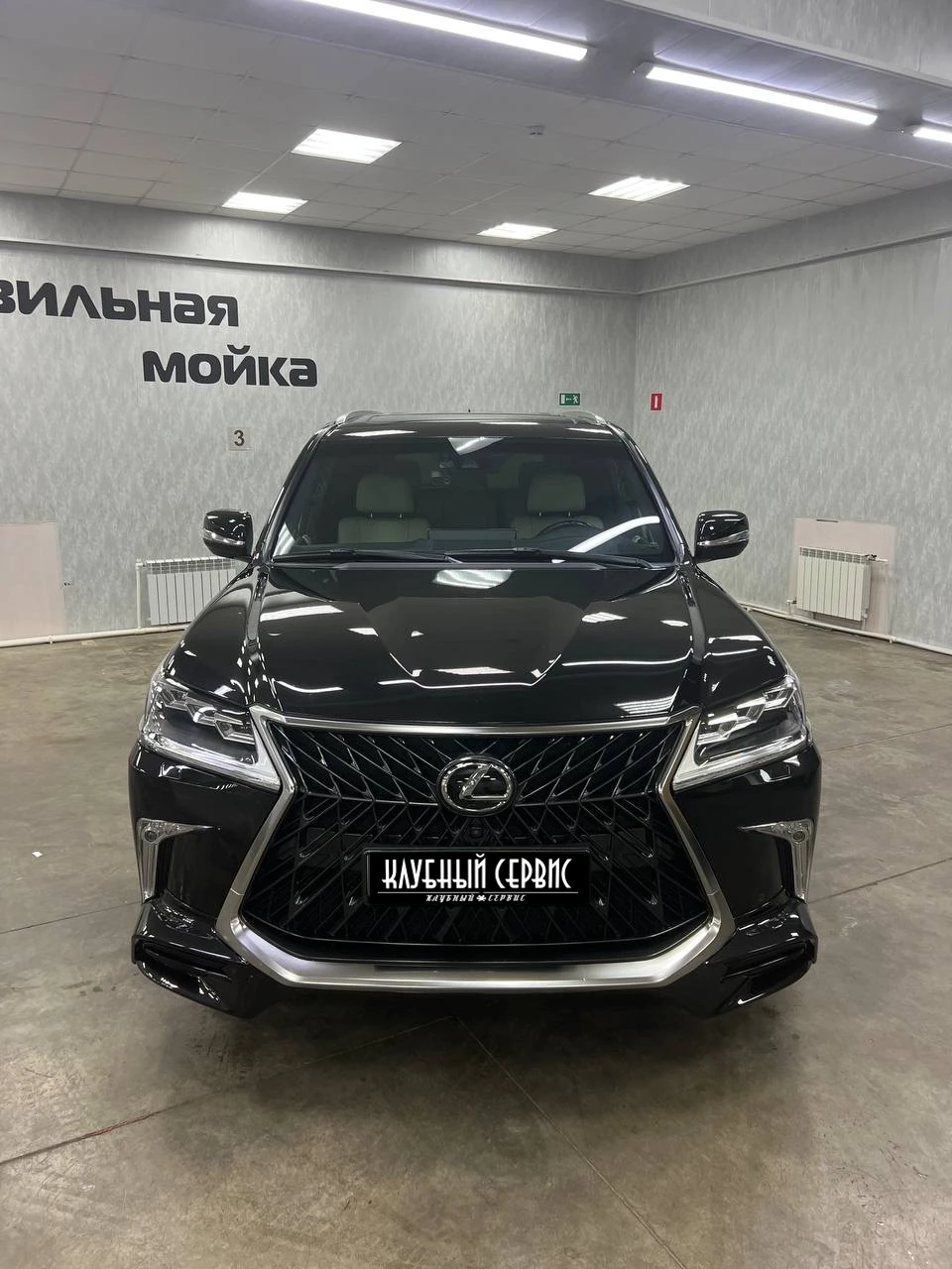 Lexus LX, 2019г., полный привод, автомат