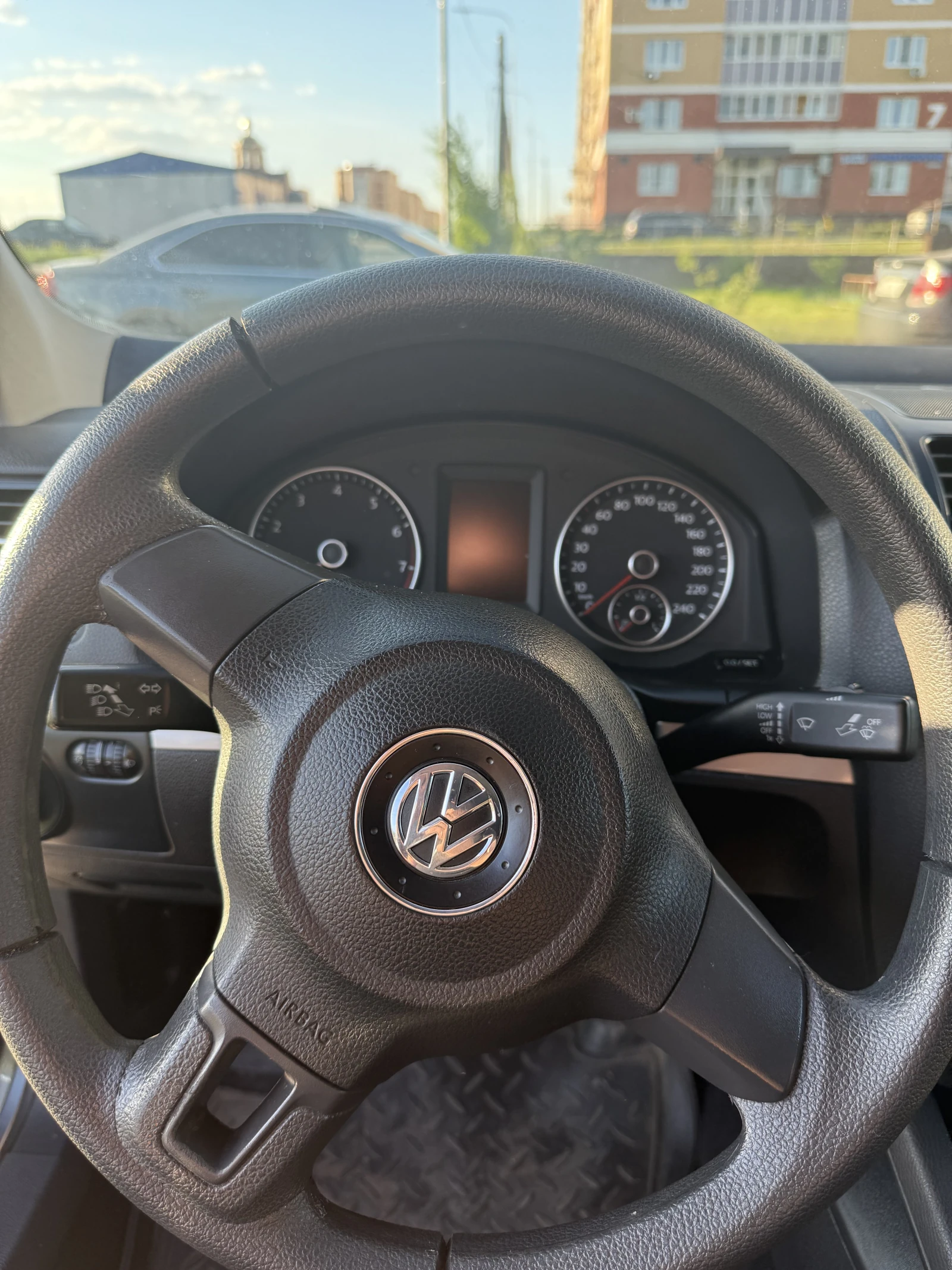 Volkswagen Jetta, 2010г, передний привод, механика