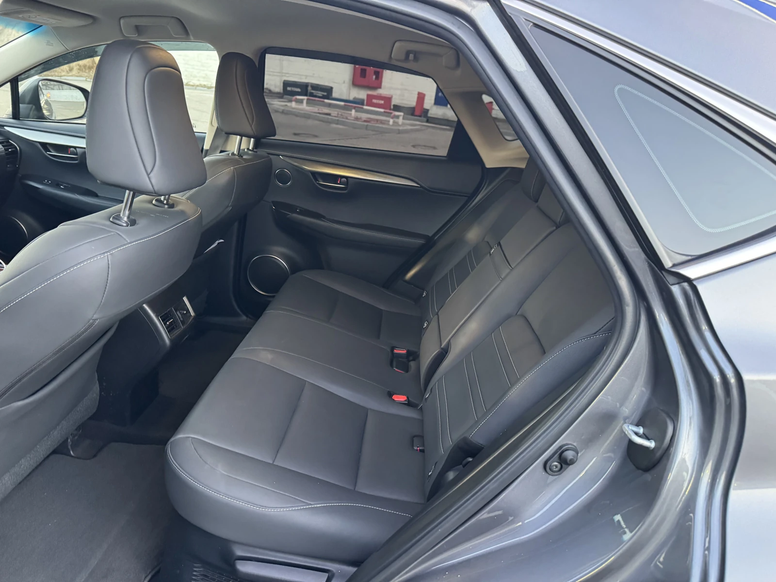 Lexus NX, 2020г, полный привод, вариатор