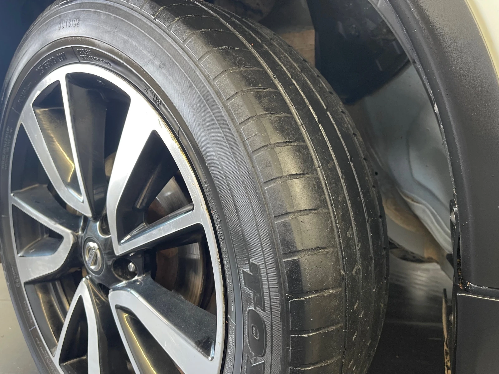 Nissan X-Trail, 2019г., полный привод, вариатор