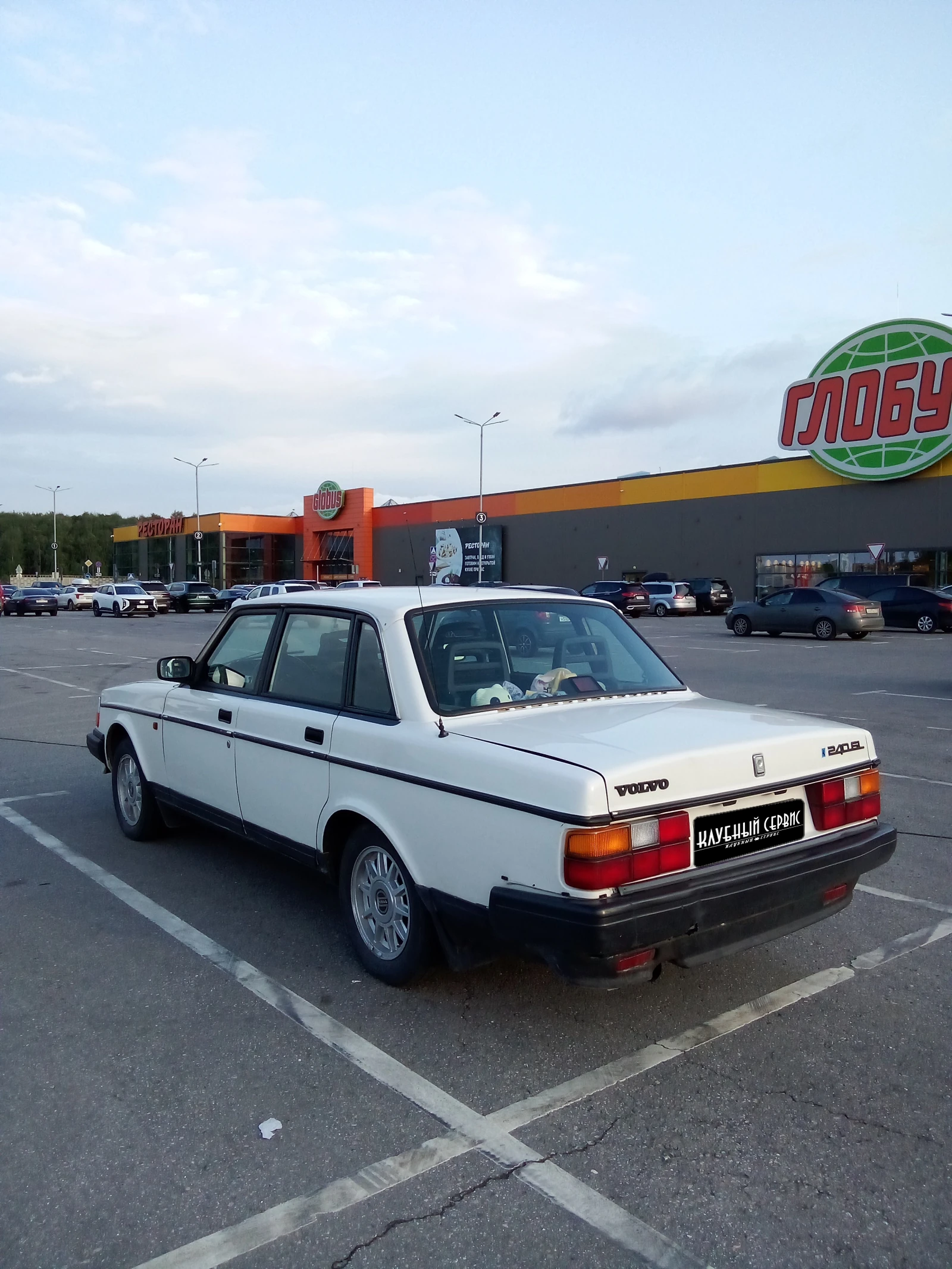 Volvo 240 Series, 1992г, задний привод, механика