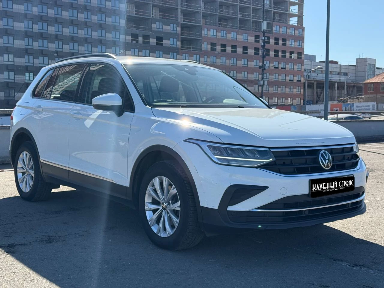 Volkswagen Tiguan, 2021г, полный привод, робот