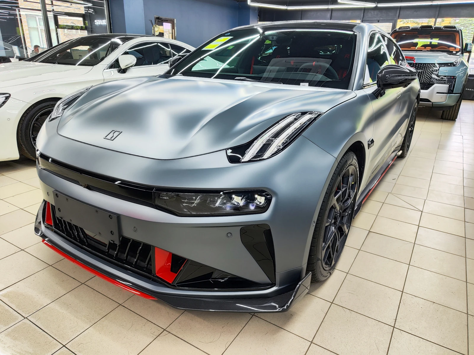 Zeekr 001, 2024г., полный привод, автомат