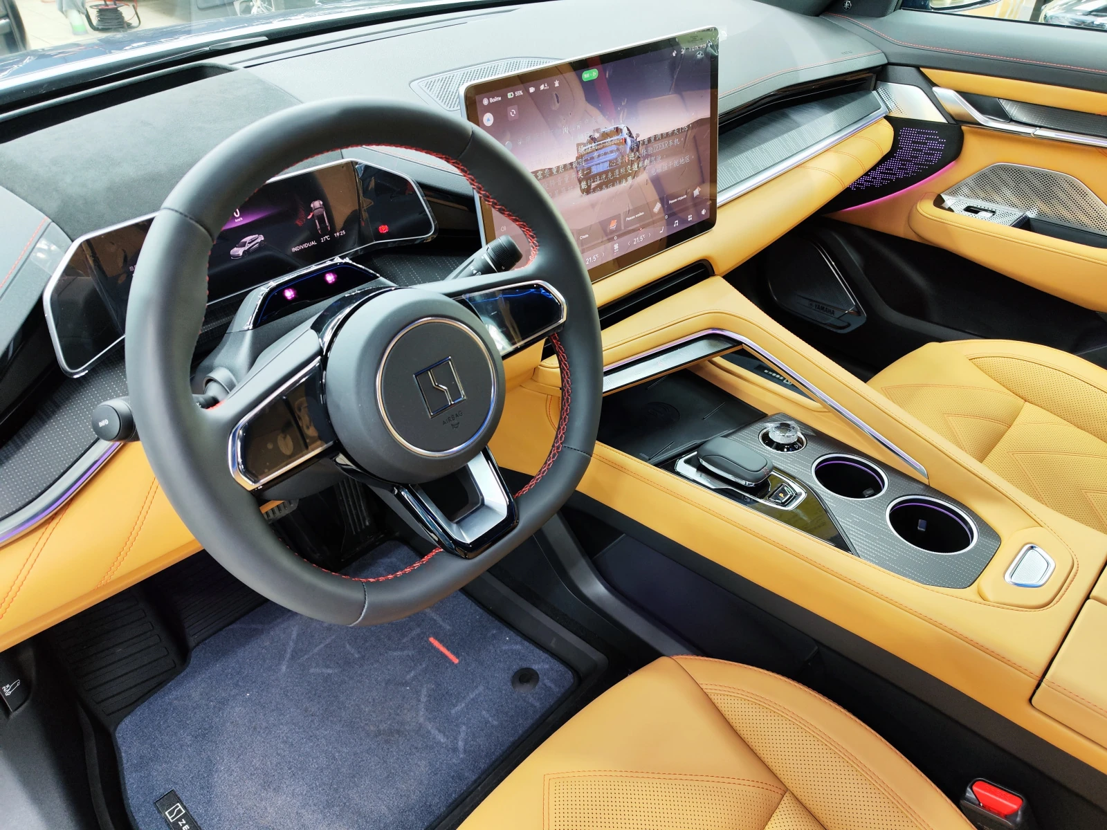 Zeekr 001, 2023г, полный привод, автомат