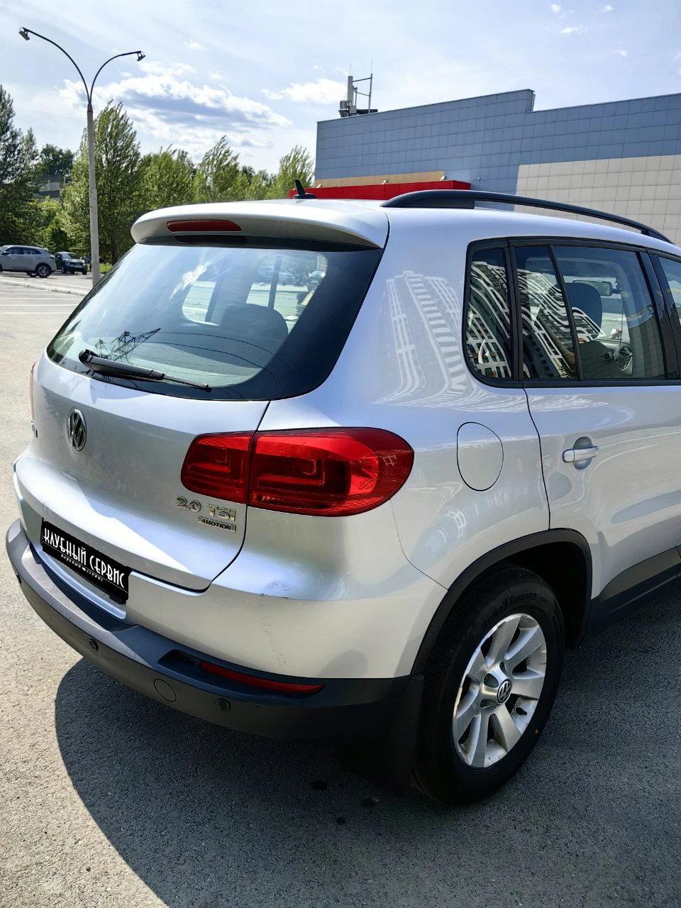 Volkswagen Tiguan, 2011г, полный привод, автомат