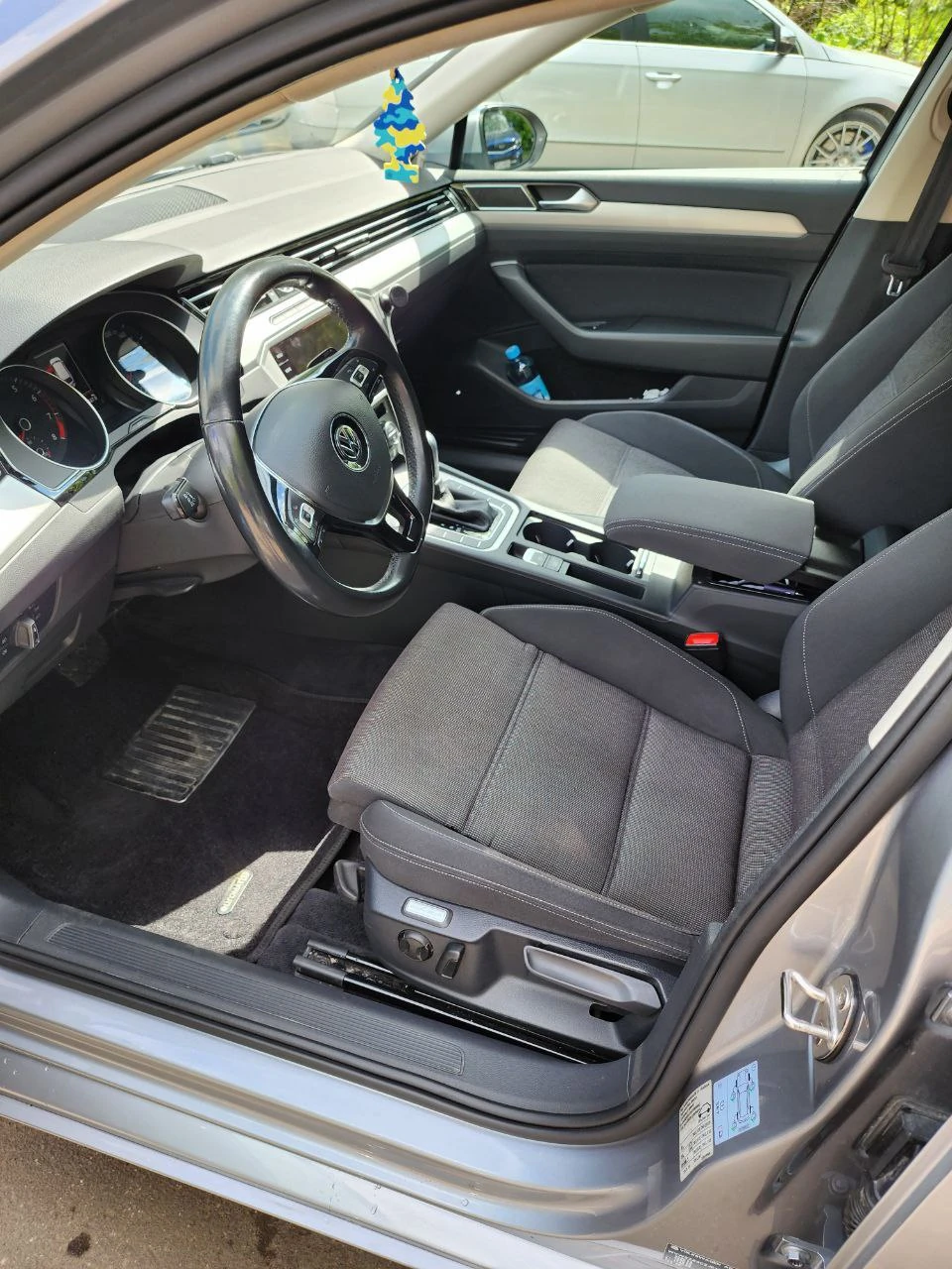 Volkswagen Passat, 2018г, передний привод, робот