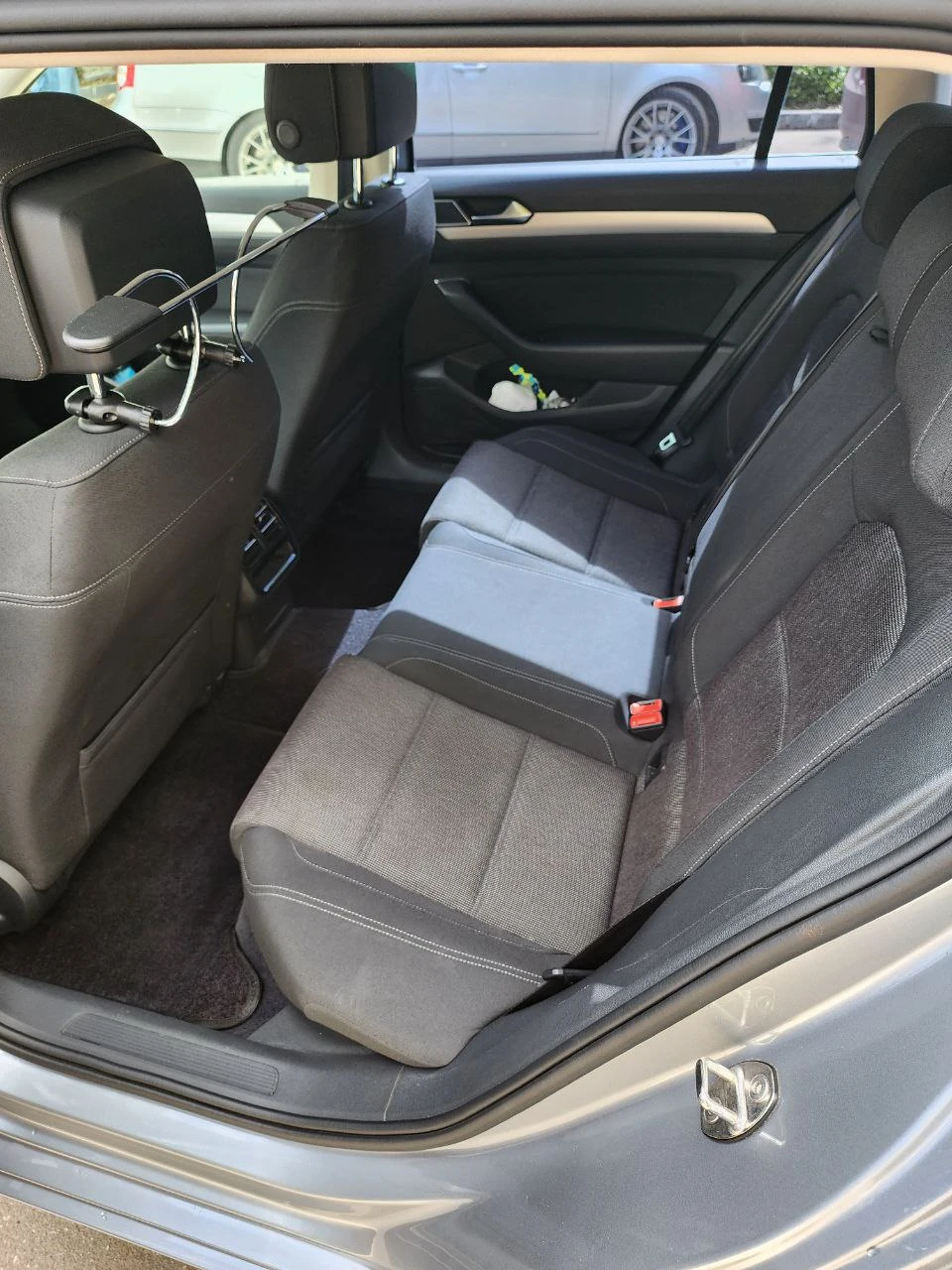 Volkswagen Passat, 2018г, передний привод, робот