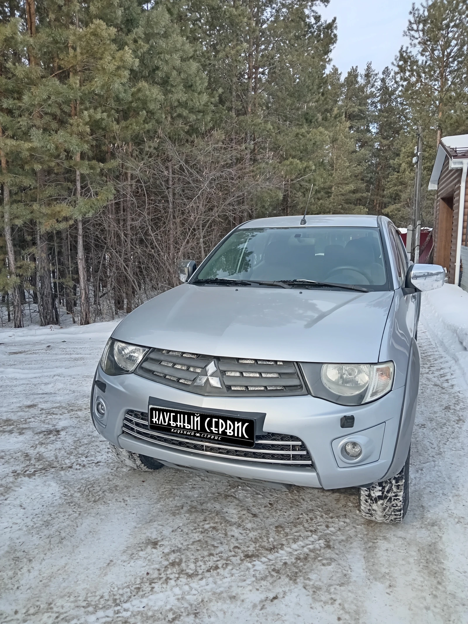 Mitsubishi L200, 2011г, полный привод, автомат