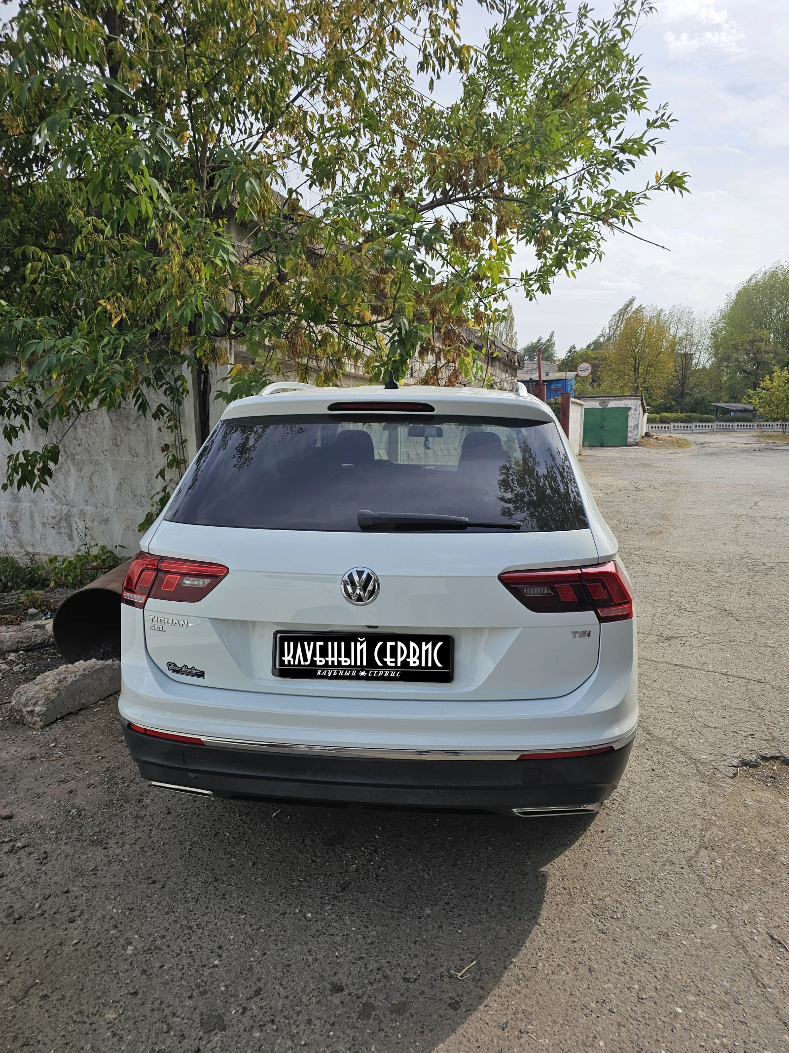Volkswagen Tiguan, 2018г, передний привод, автомат