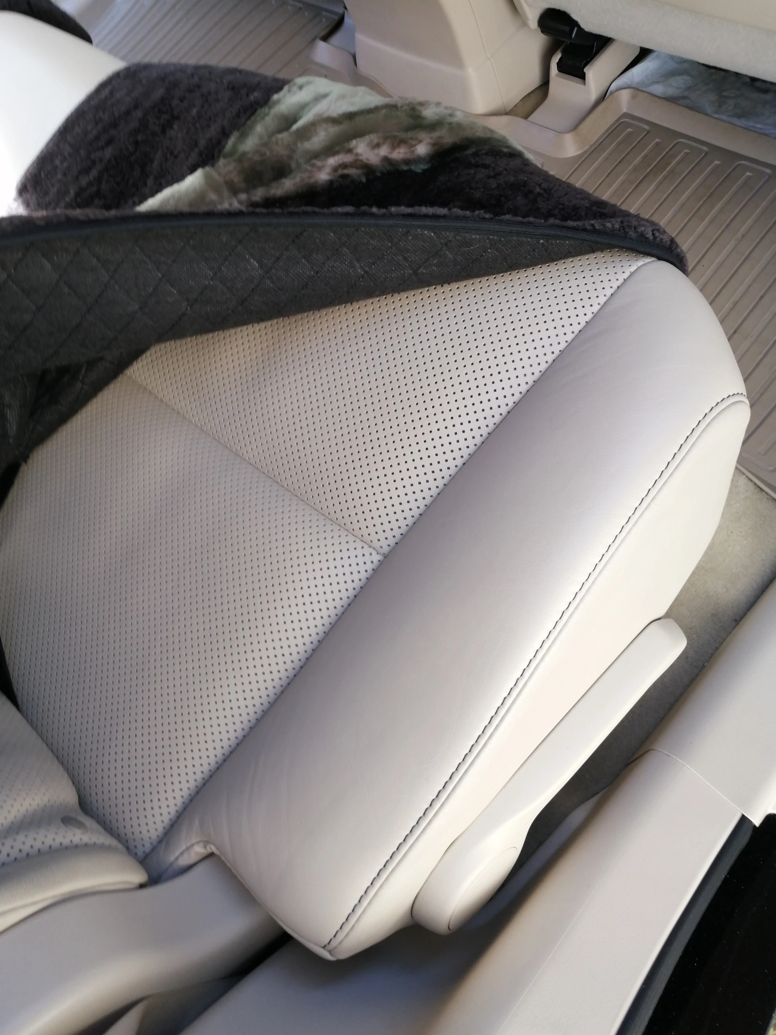 Lexus RX, 2013г, полный привод, вариатор