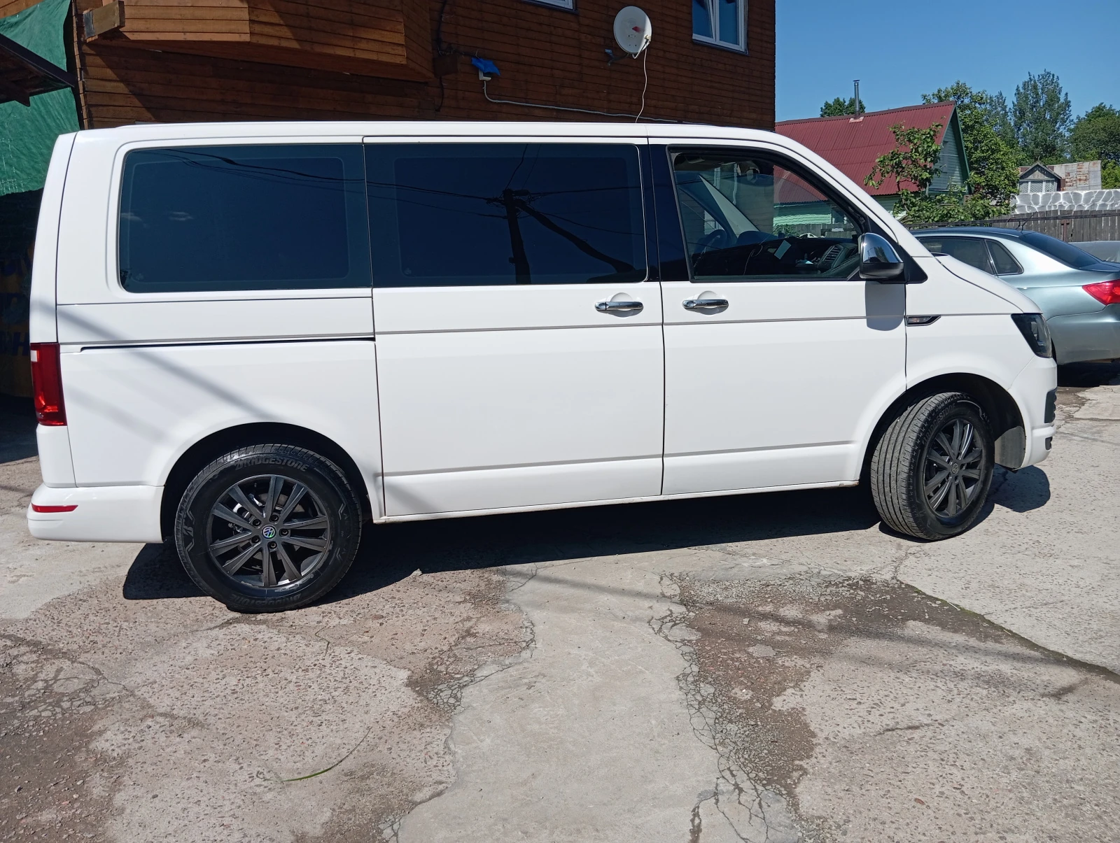 Volkswagen Caravelle, 2016г, передний привод, механика