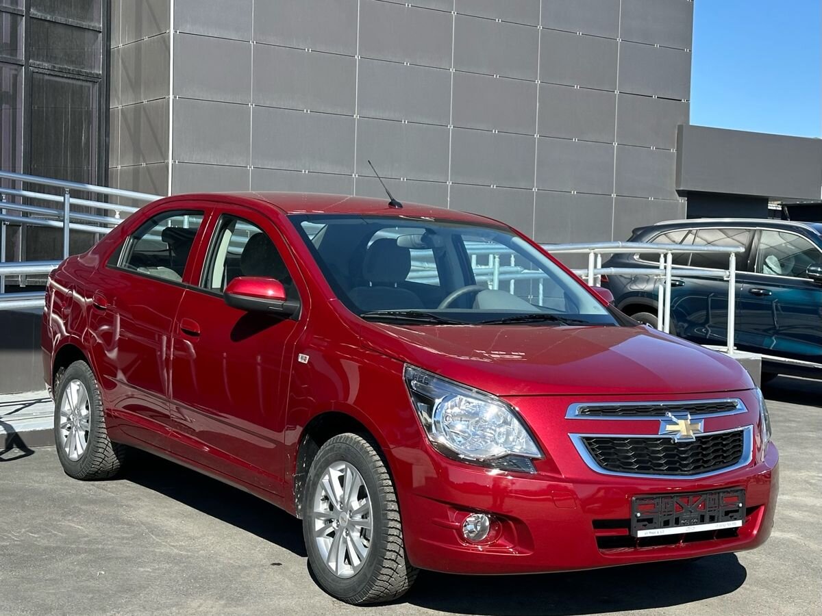 Chevrolet Cobalt, 2023г., передний привод, автомат