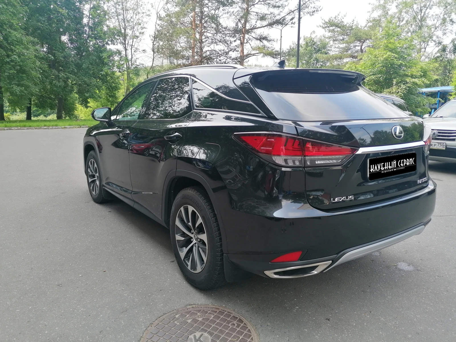 Lexus RX, 2021г, полный привод, автомат