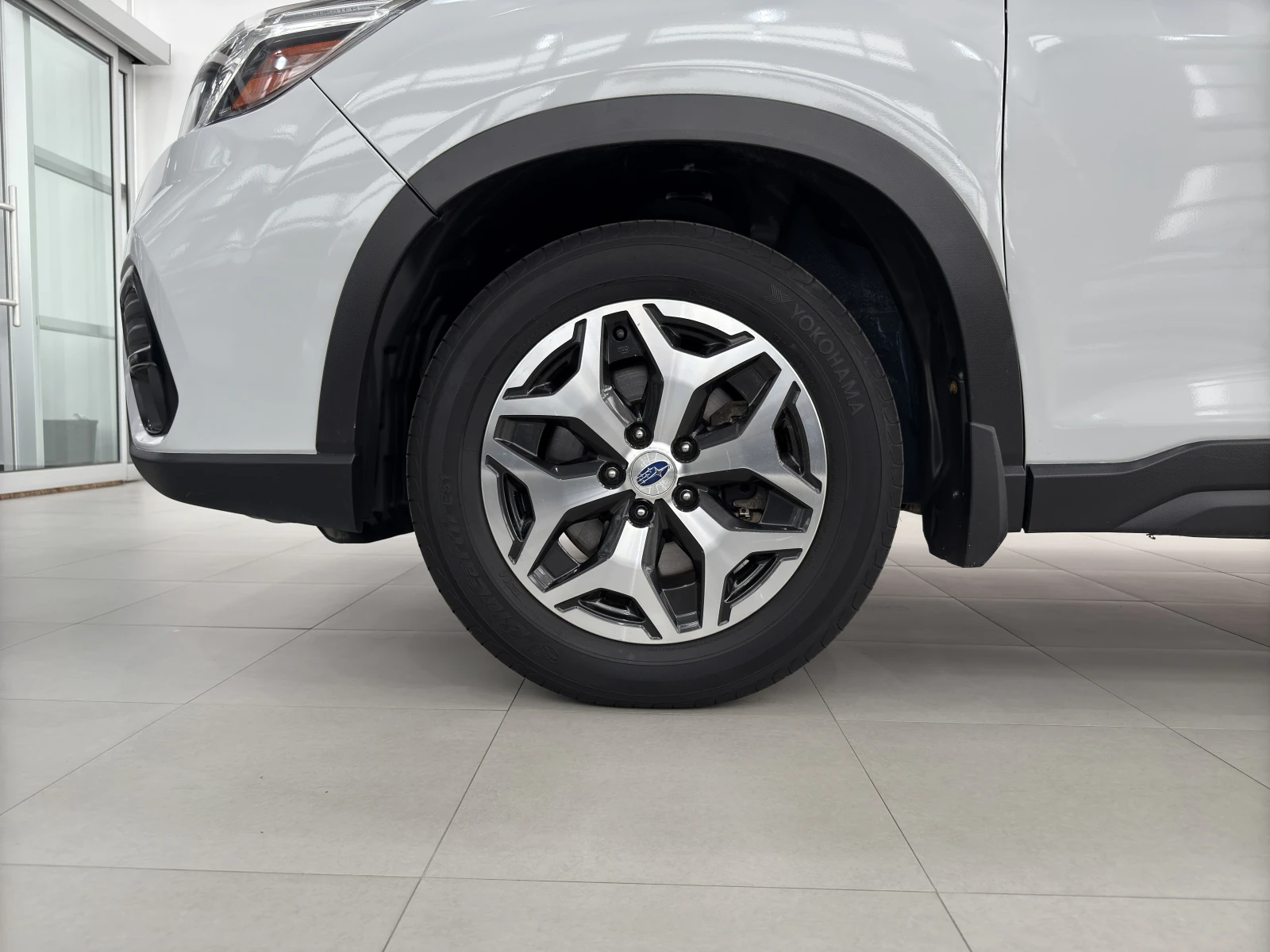 Subaru Forester, 2019г, полный привод, вариатор