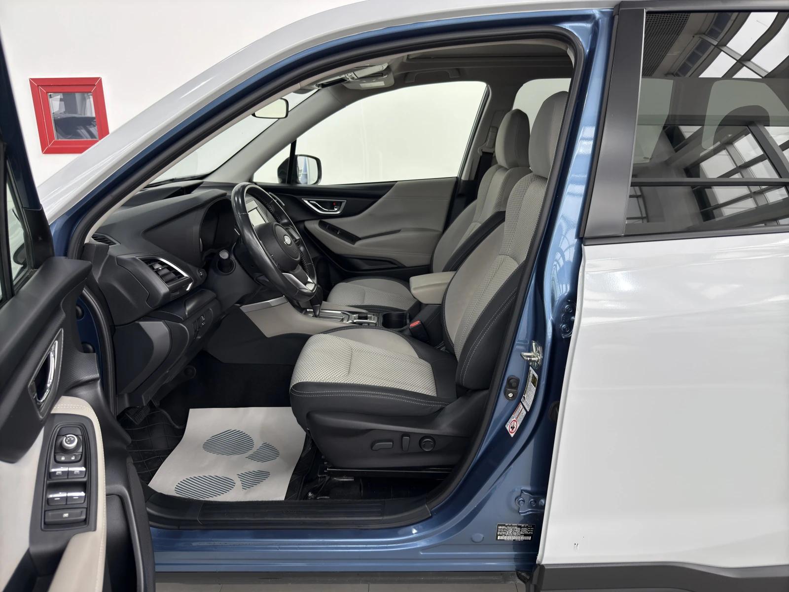 Subaru Forester, 2019г, полный привод, вариатор