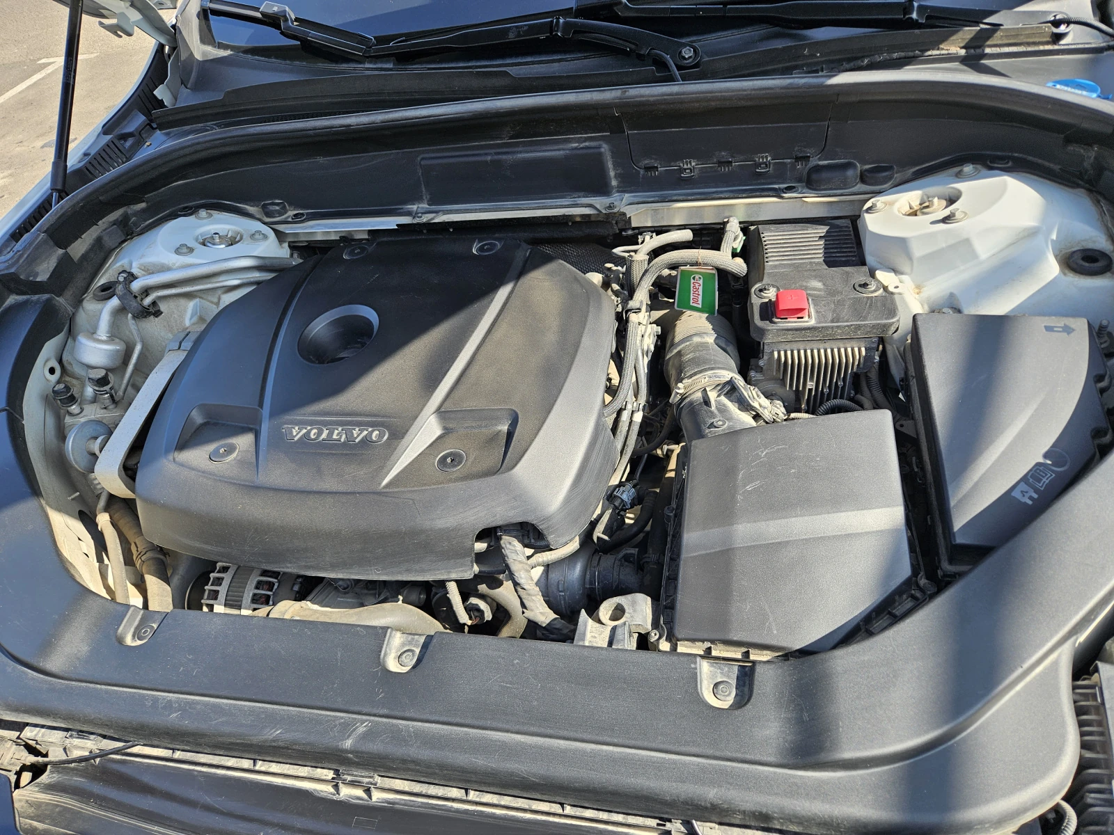 Volvo XC60, 2019г, полный привод, автомат