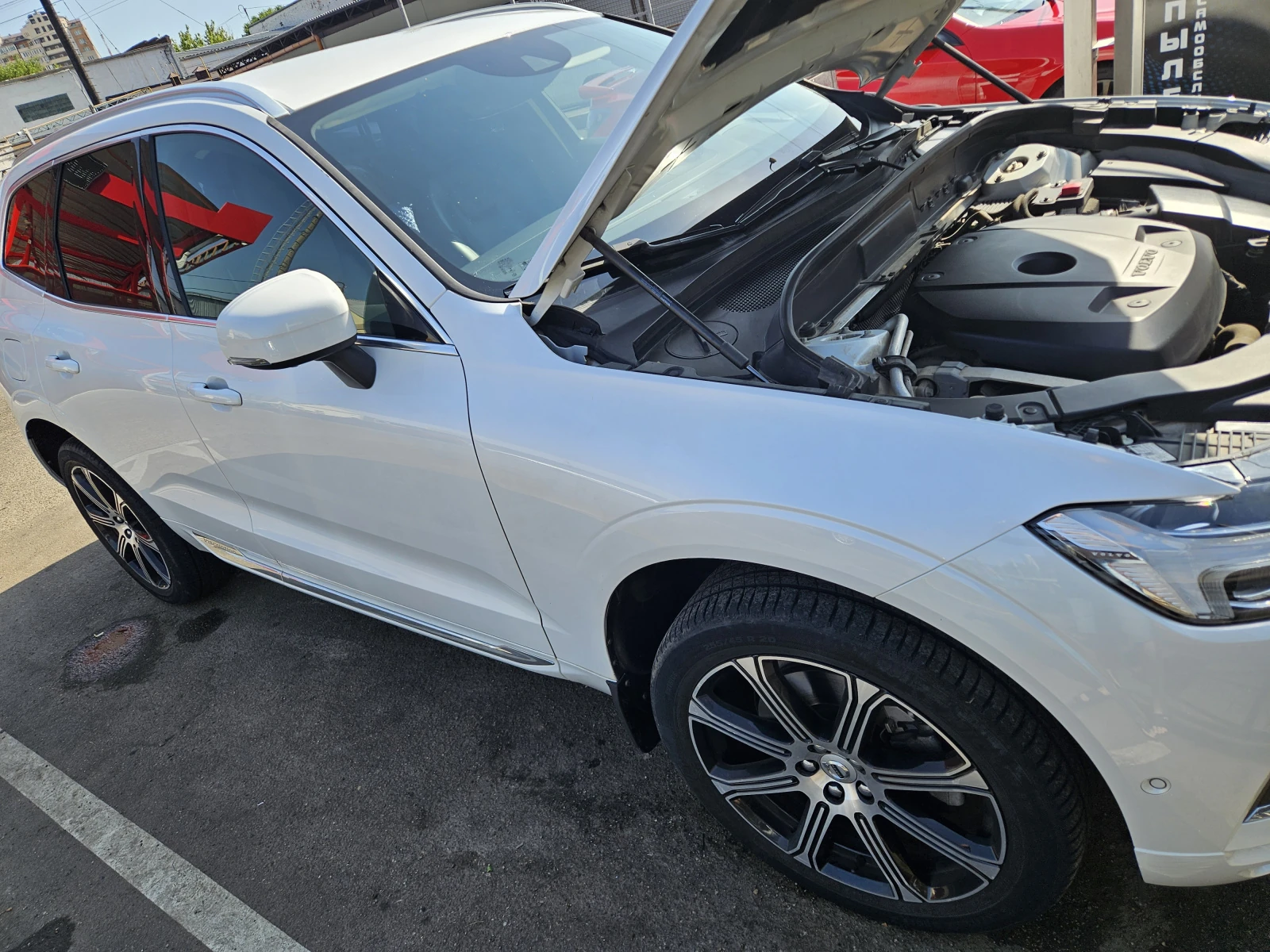 Volvo XC60, 2019г, полный привод, автомат