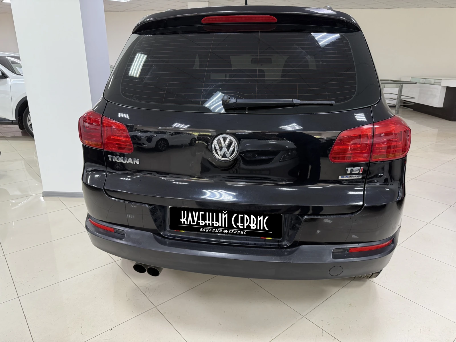 Volkswagen Tiguan, 2012г, передний привод, механика