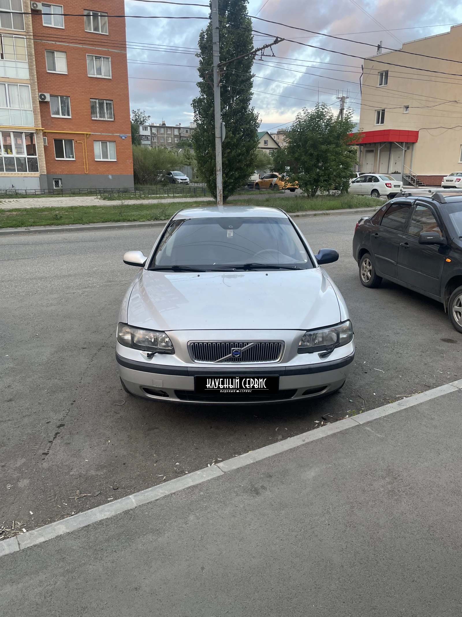Volvo S60, 2003г, передний привод, автомат