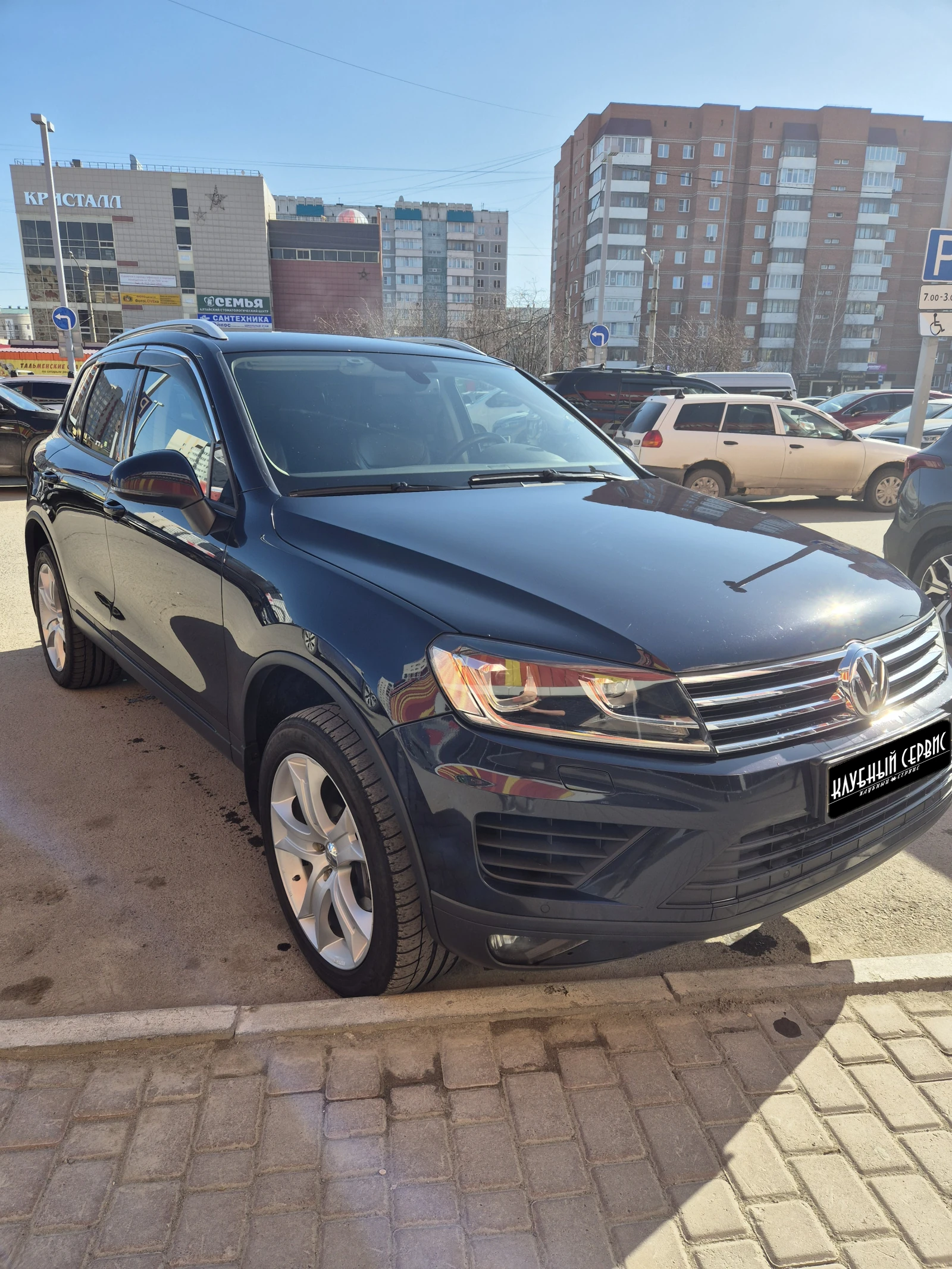 Volkswagen Touareg, 2015г, полный привод, автомат