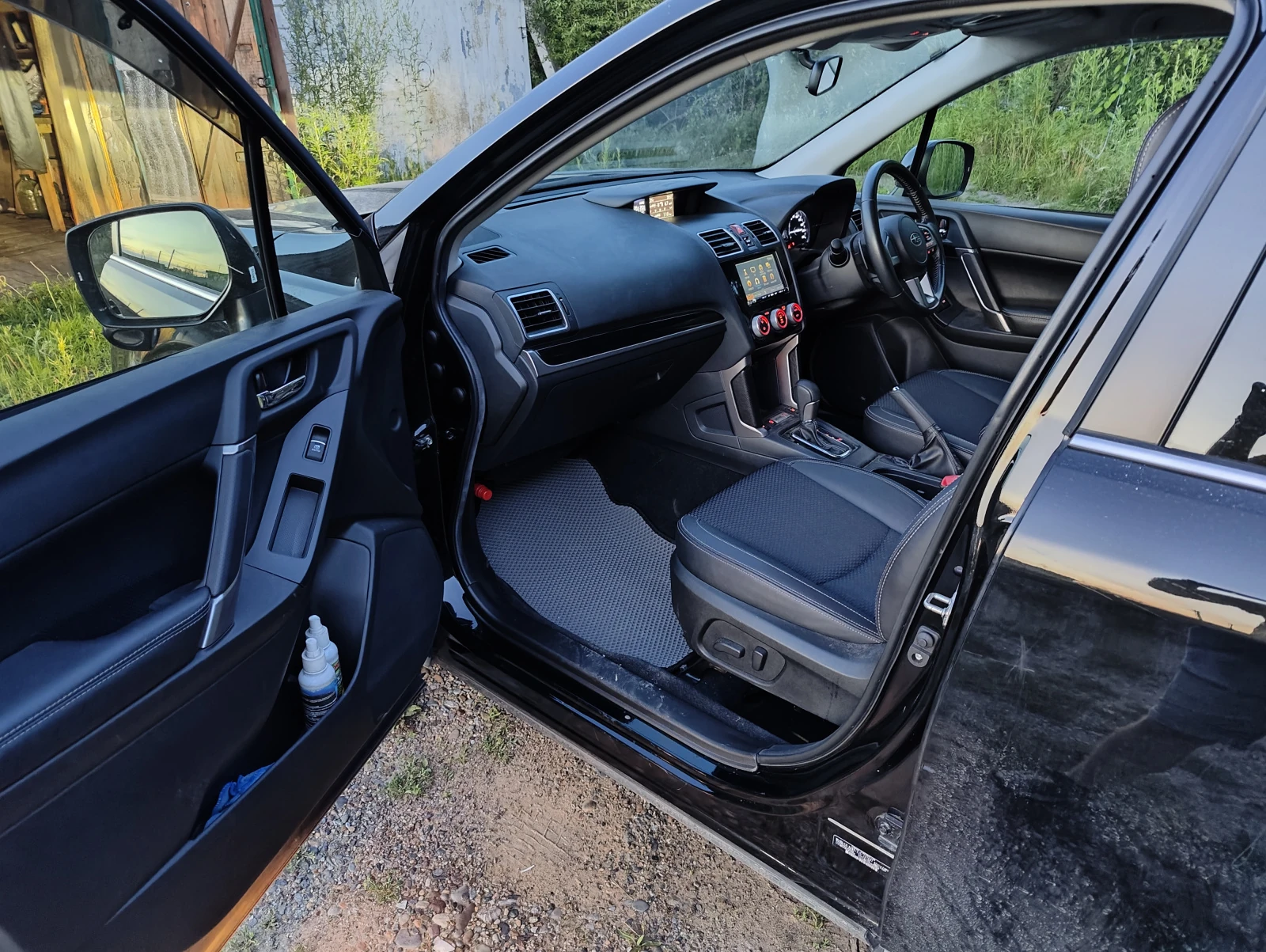 Subaru Forester, 2017г, полный привод, вариатор