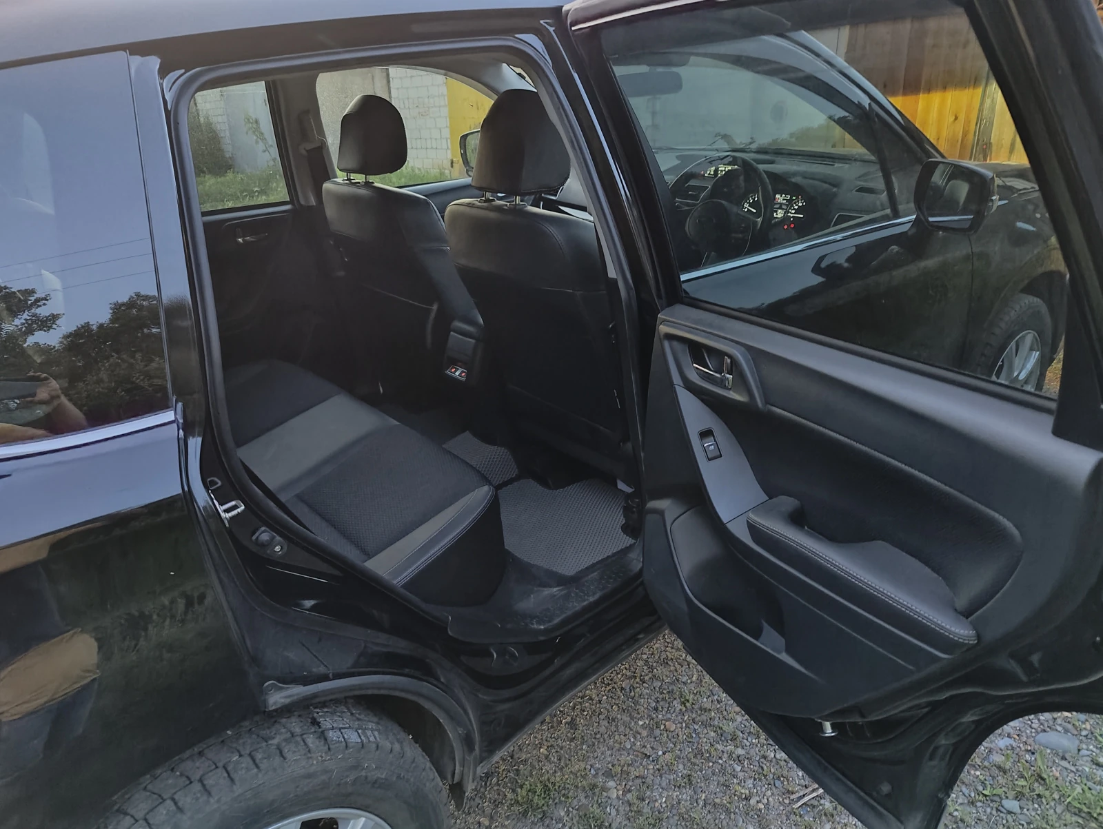 Subaru Forester, 2017г, полный привод, вариатор