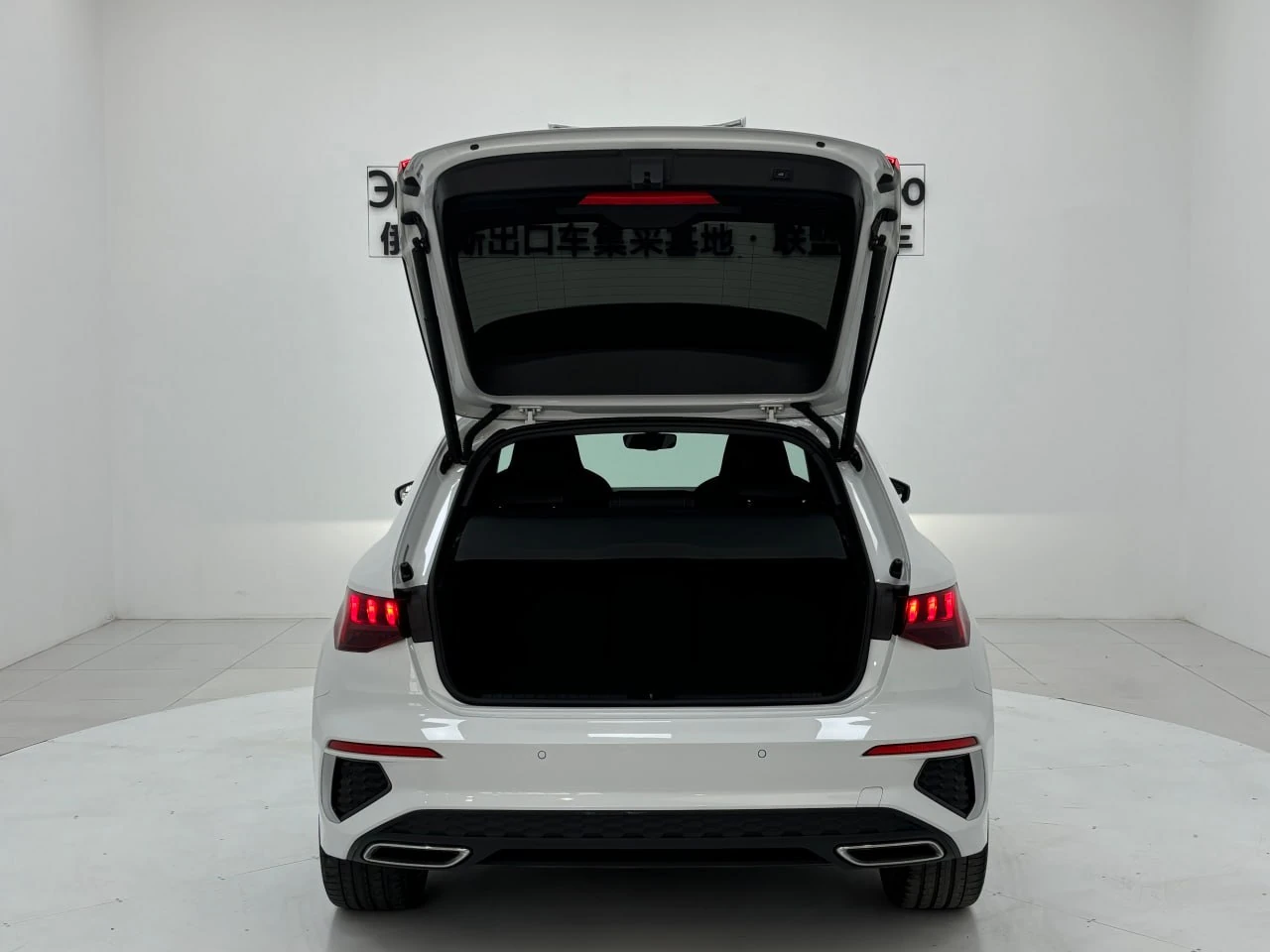 Audi A3, 2021г, передний привод, автомат