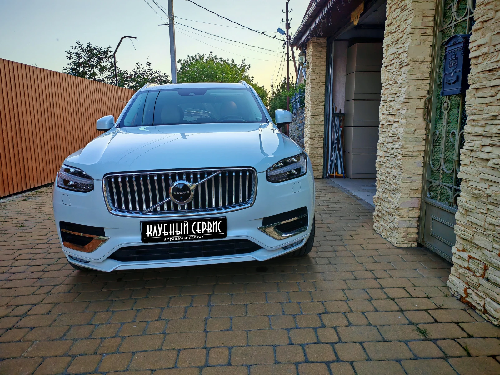 Volvo XC90, 2019г, полный привод, автомат