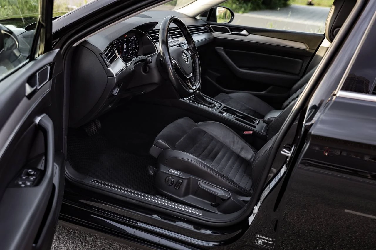 Volkswagen Passat, 2017г, передний привод, робот